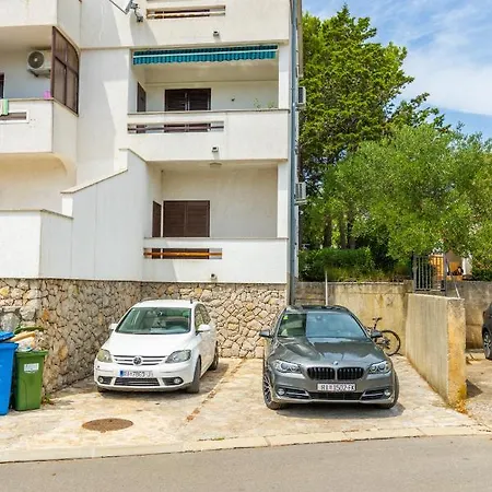 Apartment Nada Krk Town