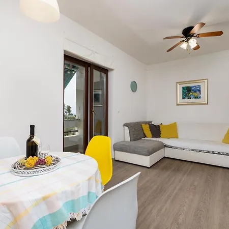 Apartment Nada *