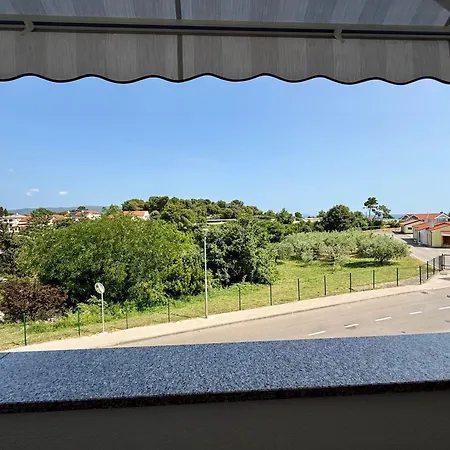 Nada Apartment Krk Town