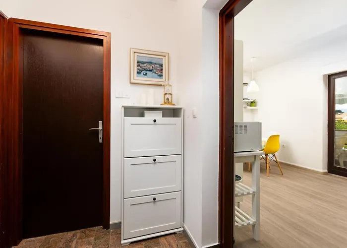 Nada Apartamento Krk Town